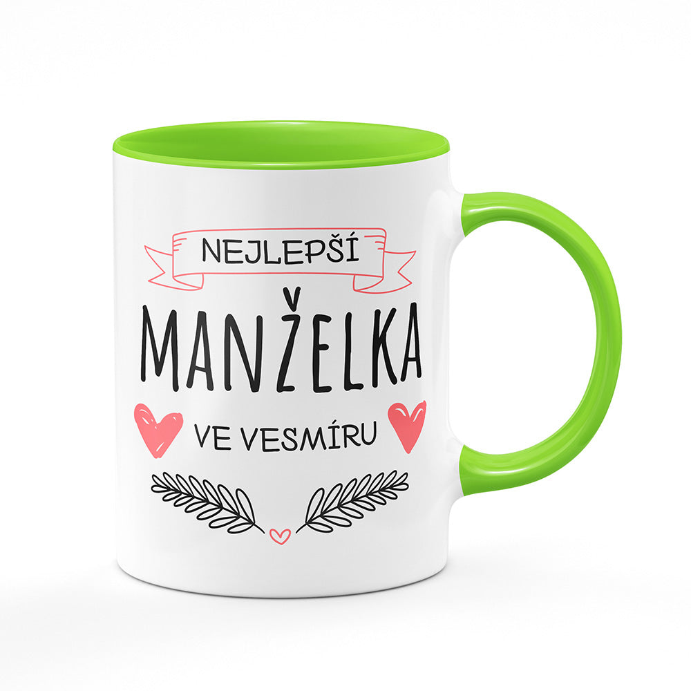 Keramický hrnek bílý s světle zeleným lemem vnitřkem a uchem motiv Nejlepší manželka ve vesmíru
