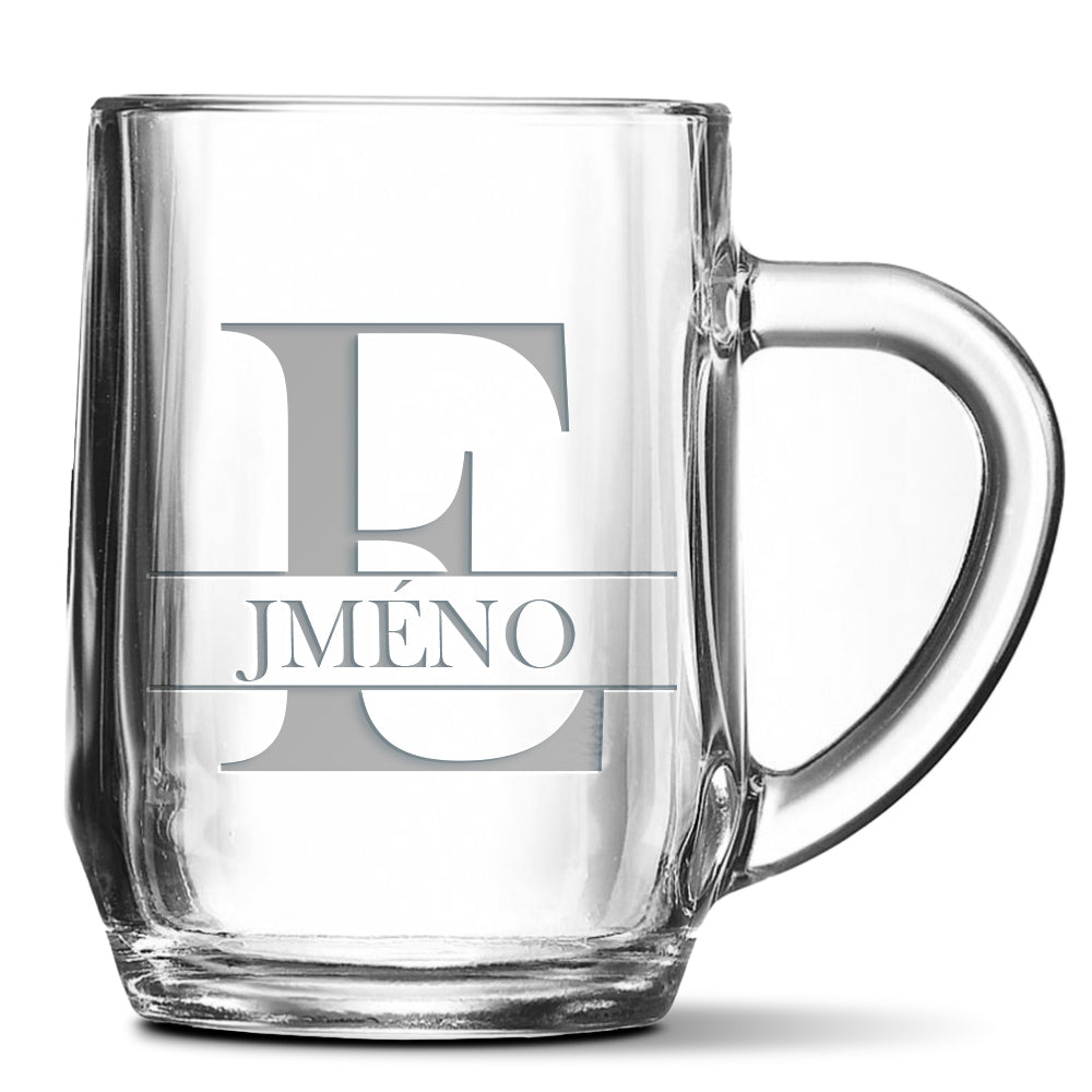 Skleněný pivní půllitr s gravírovaným motivem Se jménem E…