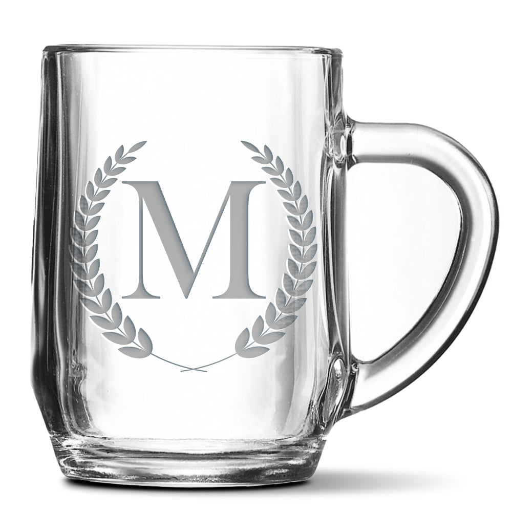 Skleněný pivní půllitr s gravírovaným motivem Iniciála