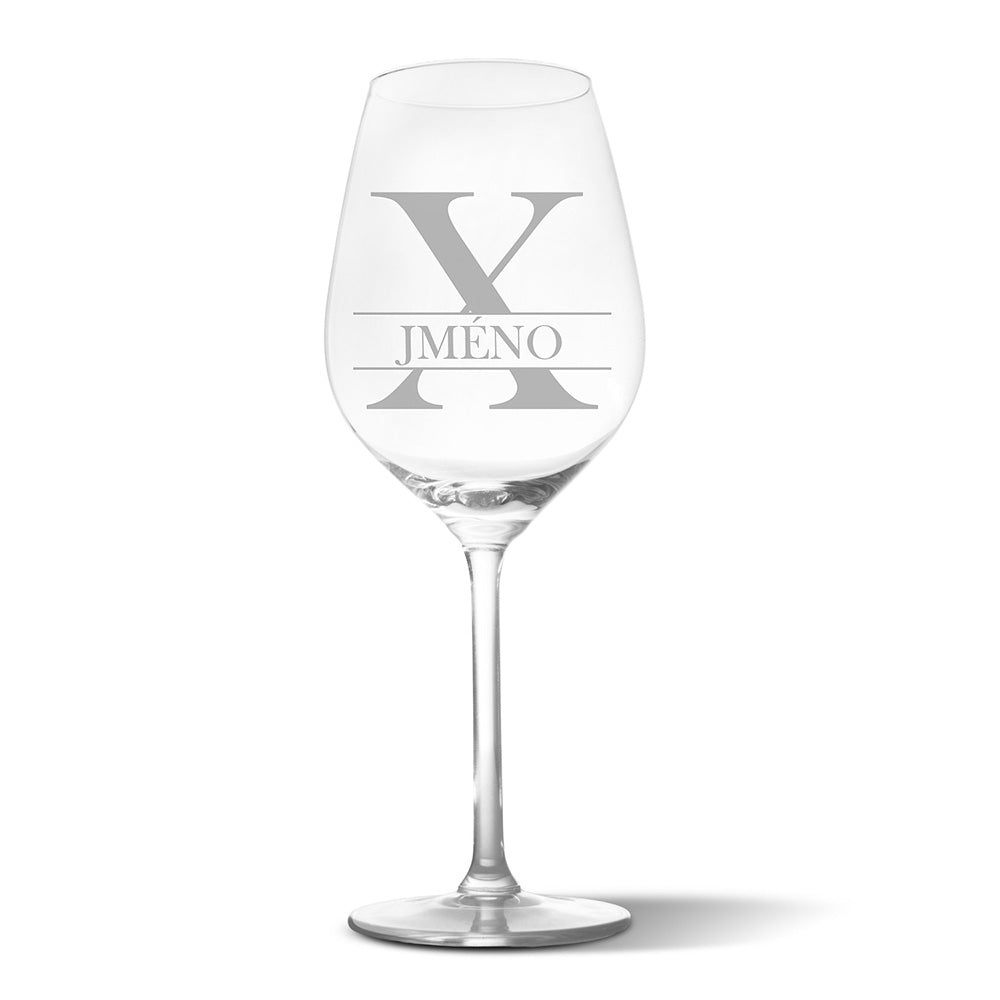 Sklenička na víno s gravírovaným motivem Se jménem X…