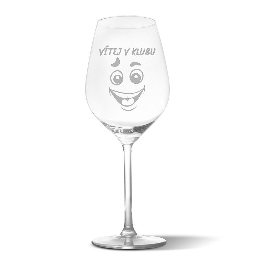 Sklenička na víno s gravírovaným motivem Vítej v klubu