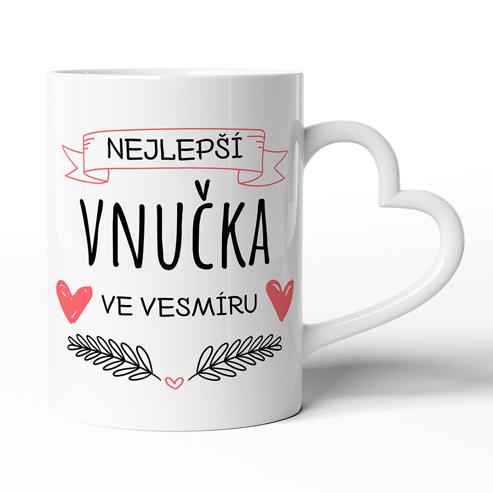 Keramický hrníček s uchem ve tvaru srdce motiv Nejlepší vnučka ve vesmíru