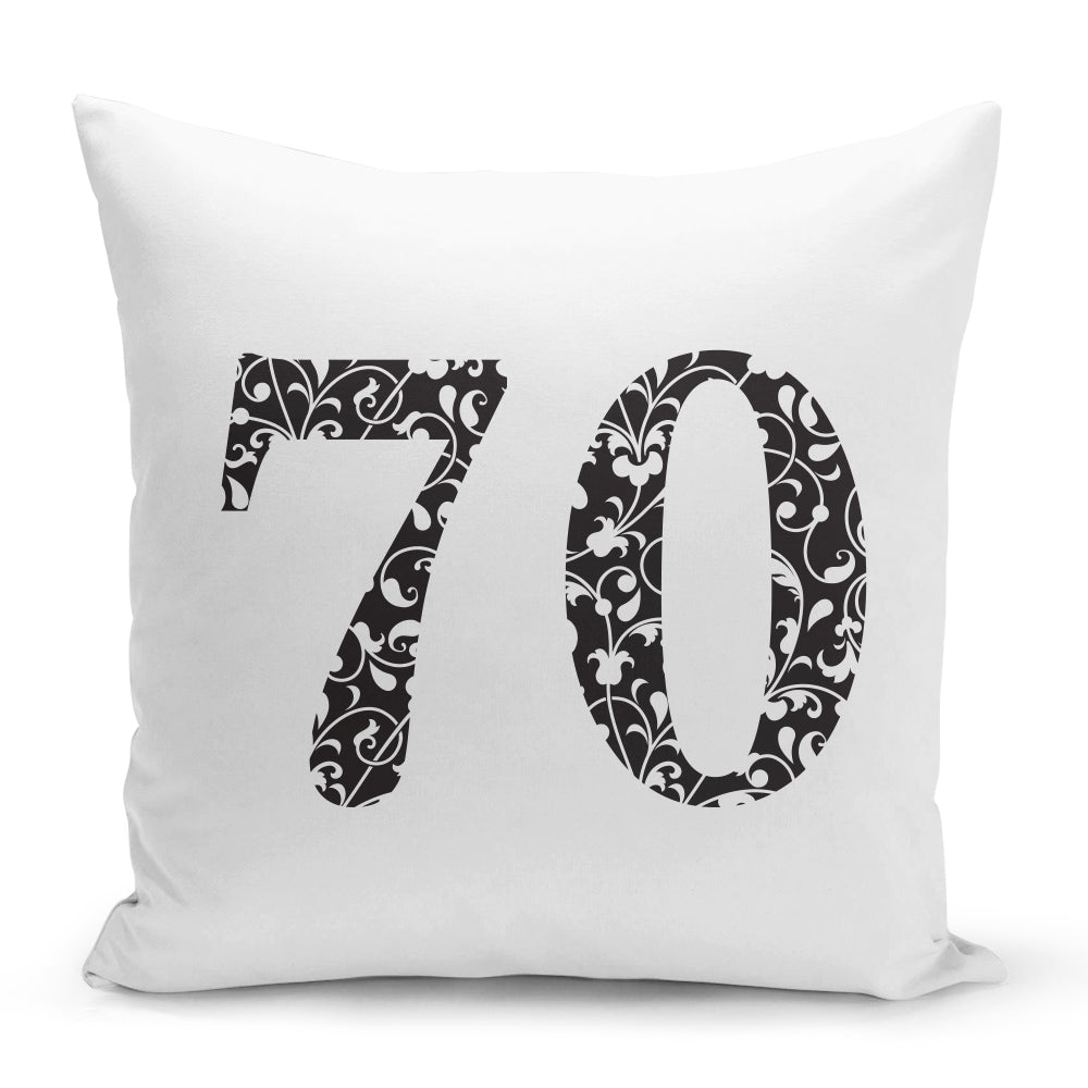 Bílý polštář 40 x 40 cm s motivem Věk 70