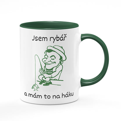 Keramický hrnek bílý s zeleným lemem vnitřkem a uchem motiv Jsem rybář a mám to na háku