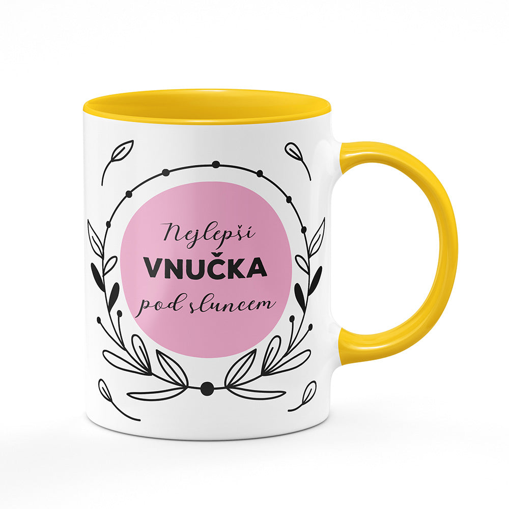 Keramický hrnek bílý s žlutým lemem vnitřkem a uchem motiv Nejlepší vnučka pod sluncem