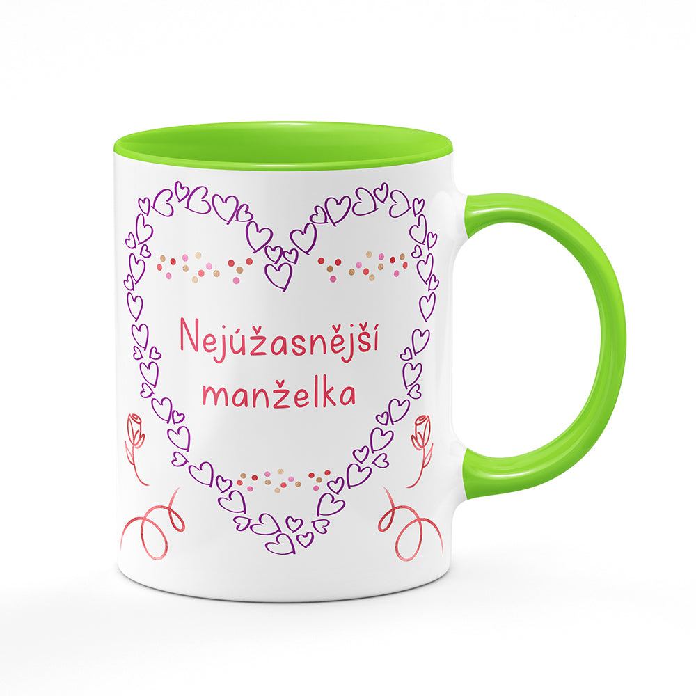 Keramický hrnek bílý s světle zeleným lemem vnitřkem a uchem motiv Nejúžasnější manželka