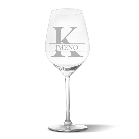 Sklenička na víno s gravírovaným motivem Se jménem K…