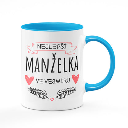 Keramický hrnek bílý s světle modrým lemem vnitřkem a uchem motiv Nejlepší manželka ve vesmíru